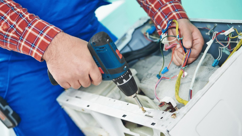 Kırkağaç Demirdöküm Demirdöküm çamaşır makinesi kart tamiri – Su almama arızası orijinal parça ile giderildi. - Teknik servis örneği